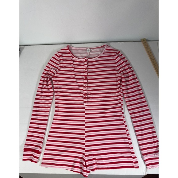 Womens Pajama Romper Long Sleeve Striped Red Pink Button Up Sleepwear Size M - Picture 3 of 7